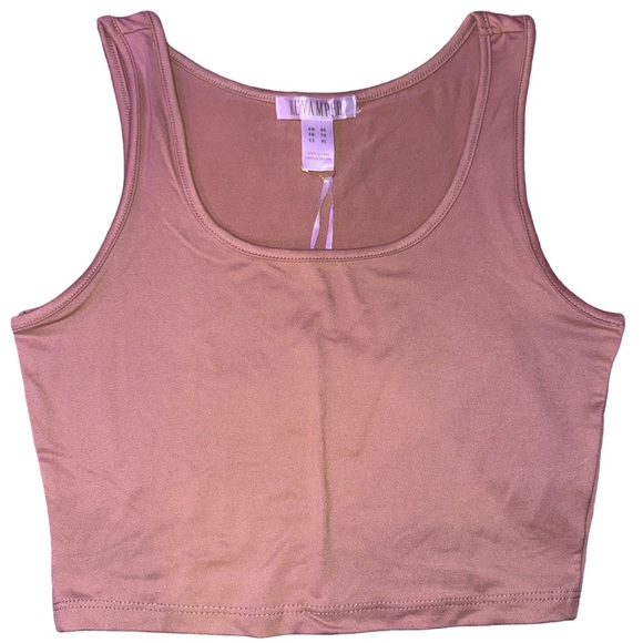 Cropped tank tops - Picture 3 of 5